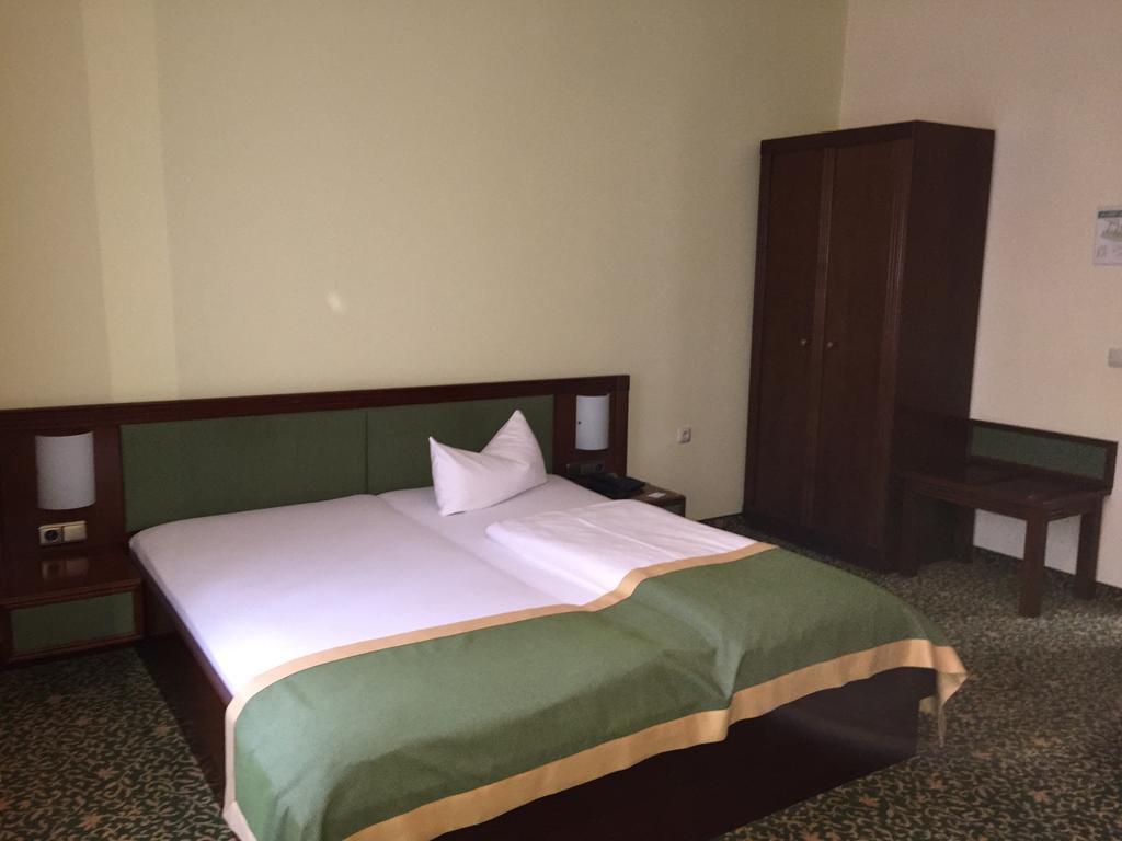 Parkhotel Zirndorf Kültér fotó