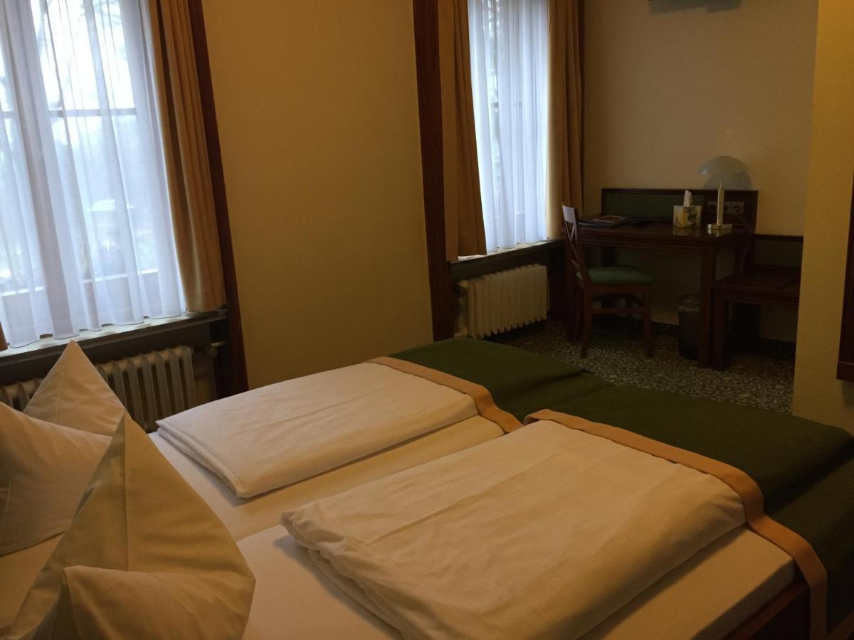 Parkhotel Zirndorf Kültér fotó