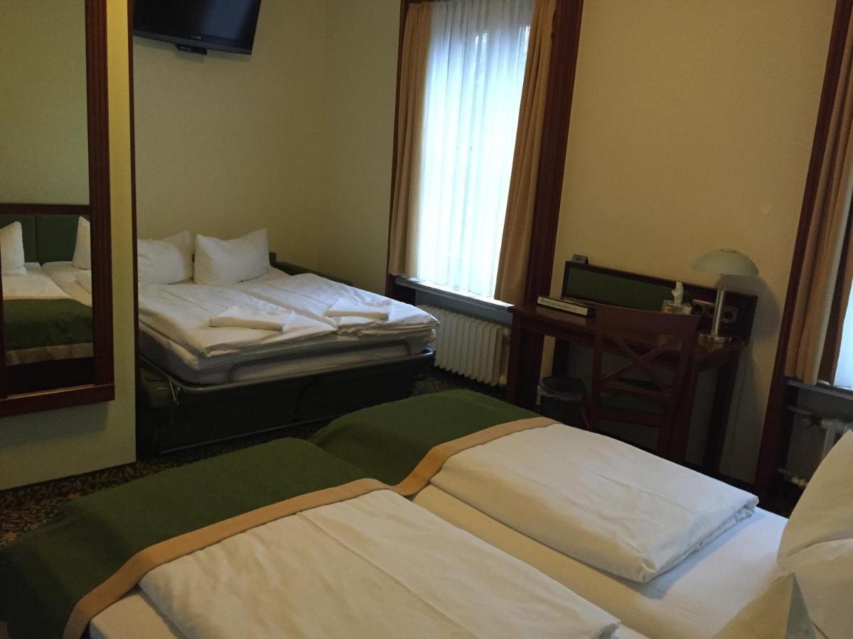 Parkhotel Zirndorf Kültér fotó